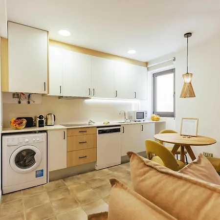 Bravissimo Mercadal, One-bedroom Sofa Bed * Girona